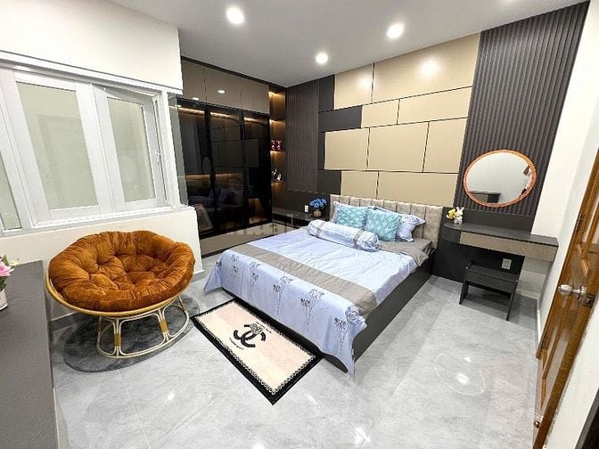Chinh chủ bán nhà lô nhi đường nguyễn thi thập