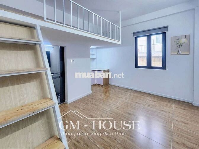 Chính chủ cho thuê phòng gác 30m2 full nt ngay Hàng xanh đi bộ HBU UEF