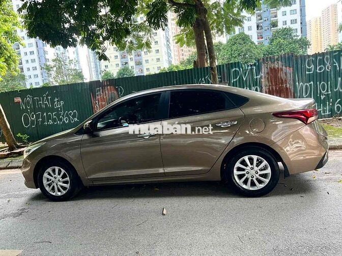 Hyundai Accent Vàng 2020 - Số Sàn, bản full
