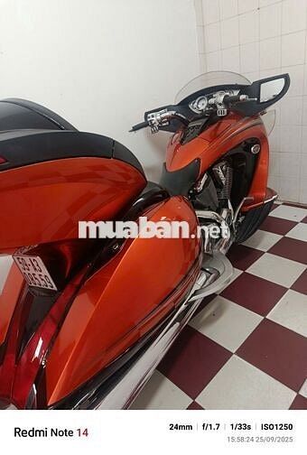 VICTORY VISIONTOUR XE ÍT ĐI ĐỂ LẠI CHO AE ĐAM MÊ