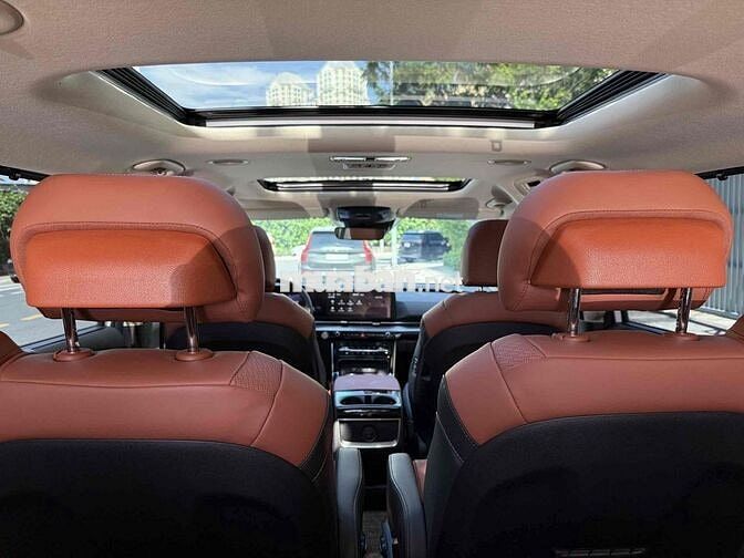 Kia Carnival 2024 2.2D Signature 7 ghế - 30.000 km