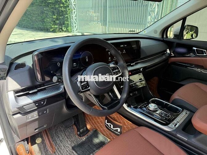 Kia Carnival 2024 2.2D Signature 7 ghế - 30.000 km