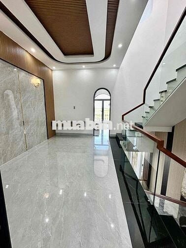 Nhà 3 tầng sát siêu thị aeo mall Đà Nẵng rẻ thị trưingf