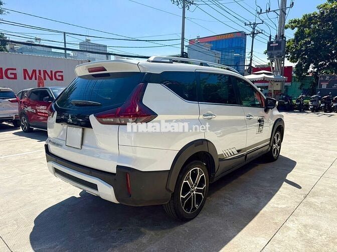 Mitsubishi Xpander Cross 2020 Trắng - Odo 25000km