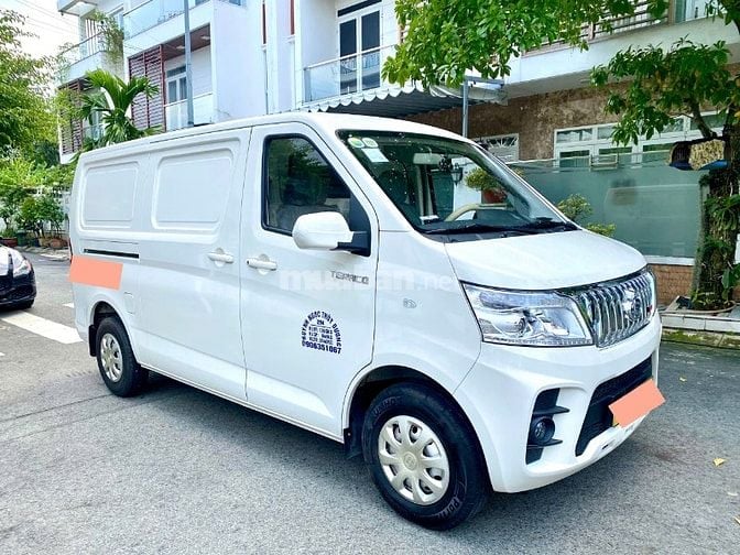 Xe tải van 945kg Tera V6 2S 2024 chạy lướt 650km