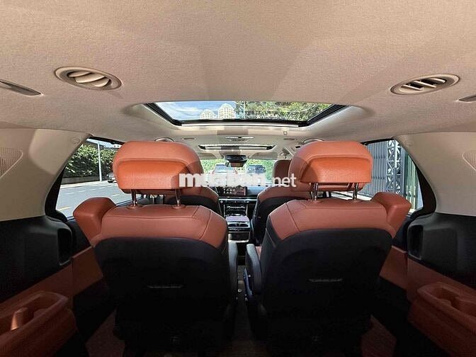 Kia Carnival 2024 2.2D Signature 7 ghế - 30.000 km