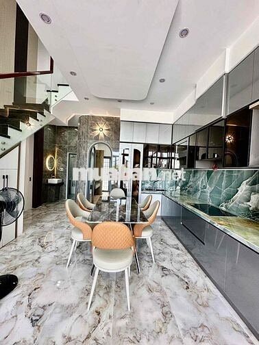 Nhà 3 tầng sát siêu thị aeo mall Đà Nẵng rẻ thị trưingf