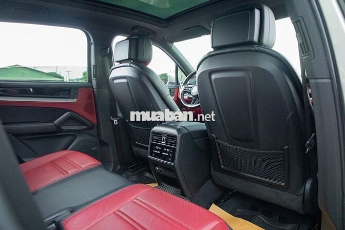 Porsche Cayenne model 2024 siêu lướt như mới