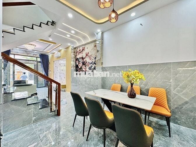 BÁN NHÀ 5 TẦNG HỒ TÙNG MẬU, 3 BƯỚC CHÂN RA PHỐ - FULL NỘI THẤT 8,5 TỶ