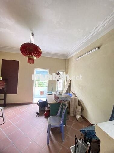 Nhà phố Mễ Trì Thượng, lô góc, ngõ rộng, 70m2 5 tầng 9.9 tỷ