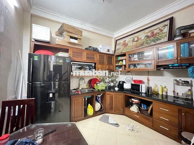 Nhà phố Mễ Trì Thượng, lô góc, ngõ rộng, 70m2 5 tầng 9.9 tỷ