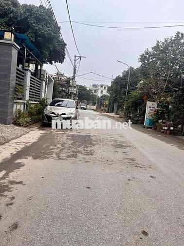 🎄 VỊ TRÍ TIỀM NĂNG Đường 3m Ô TÔ VÀO TẬN ĐẤT 10m ra TĐC Xâm Động - Vâ