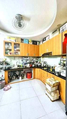 Bán nhà mặt tiền hẻm kinh doanh, 80m2, 4 Tầng, Khuông Việt Tân Phú