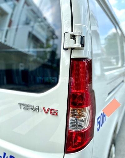 Xe tải van 945kg Tera V6 2S 2024 chạy lướt 650km