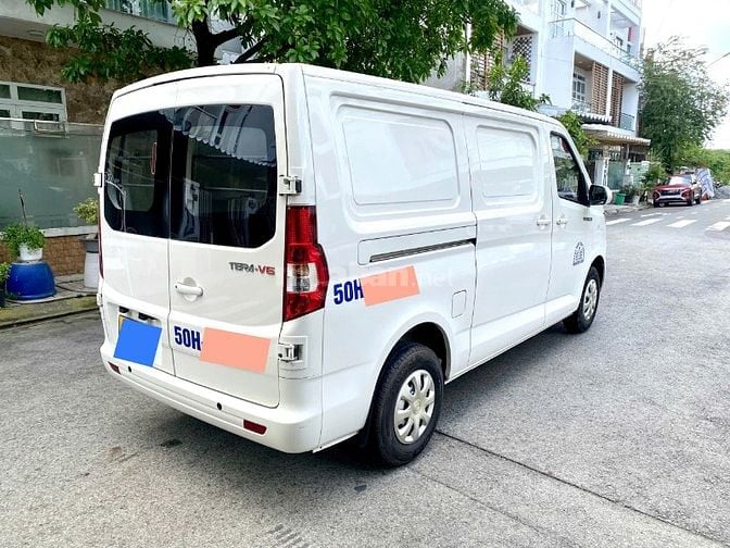 Xe tải van 945kg Tera V6 2S 2024 chạy lướt 650km