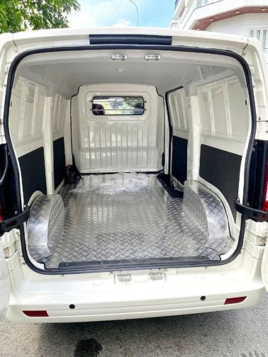 Xe tải van 945kg Tera V6 2S 2024 chạy lướt 650km