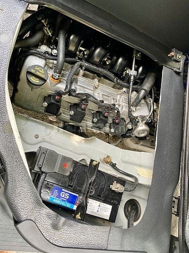 Xe tải van 945kg Tera V6 2S 2024 chạy lướt 650km