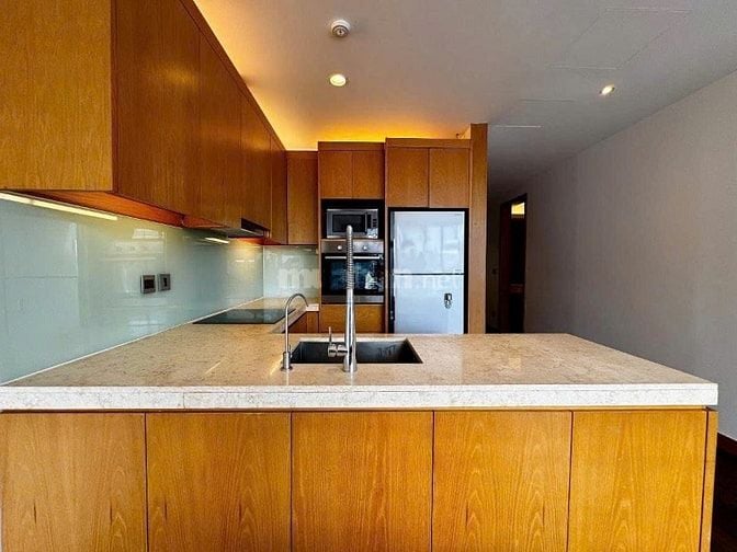 BÁN TÒA NHÀ 14 TẦNG – VIEW HỒ TÂY TOÀN CẢNH ĐẸP NHẤT – PHỐ TỪ HOA, QUẢ