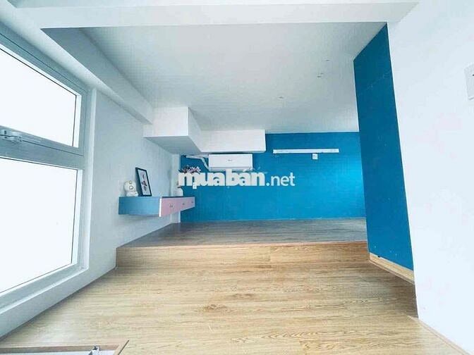 PHÒNG DUPLEX FULL NT CỬA SỔ GẦN PMH Q7