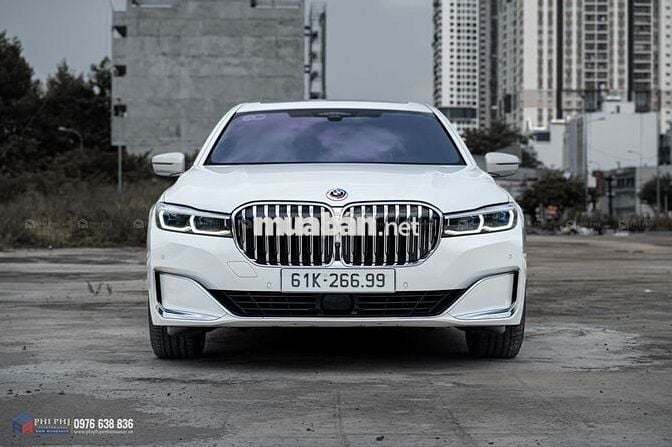 BMW 740Li Pure Excellence 2020 - 19.000Km