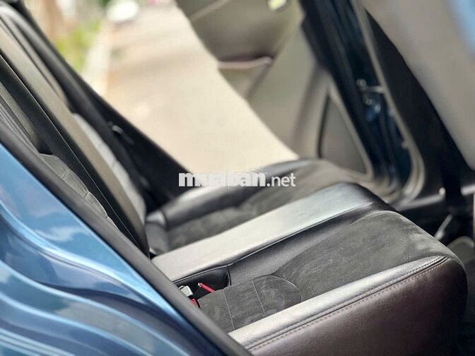 Mazda 2 2019 Luxury - 80000 km