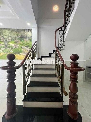 CHO THUÊ NHÀ HẺM XT THÔNG 4PN THỐNG NHẤT GẦN CITYLAND P10 GV
