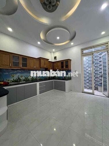 CHO THUÊ NHÀ HẺM XT THÔNG 4PN THỐNG NHẤT GẦN CITYLAND P10 GV