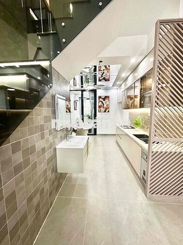 cho thuê nhà 4pn 4wc, gần Ga Tàu Lửa, Trần Cao Vân , Nguyễn Văn Linh