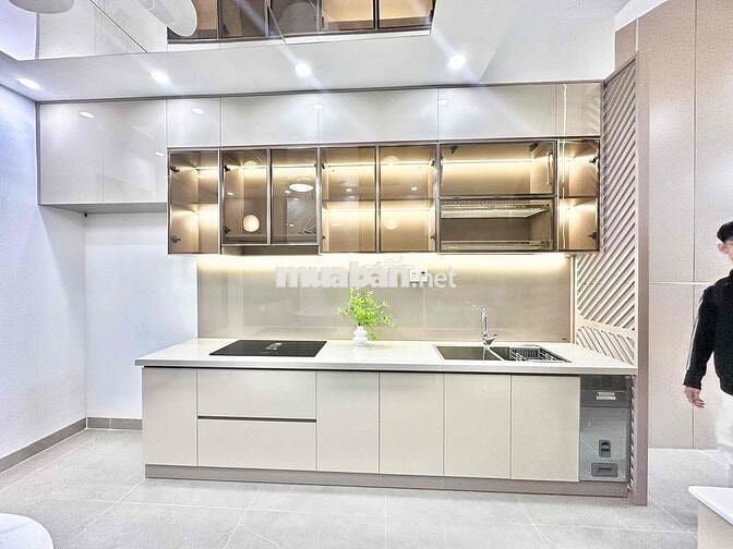 cho thuê nhà 4pn 4wc, gần Ga Tàu Lửa, Trần Cao Vân , Nguyễn Văn Linh