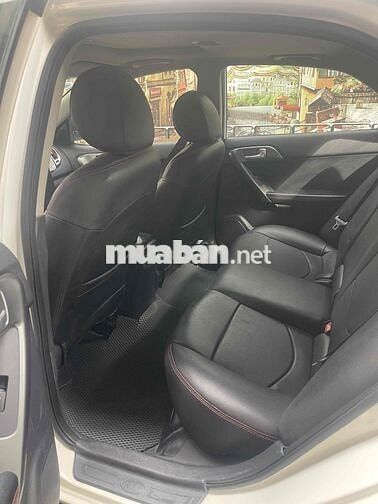Kia Cerato 2010 1.6 AT - 123456 km