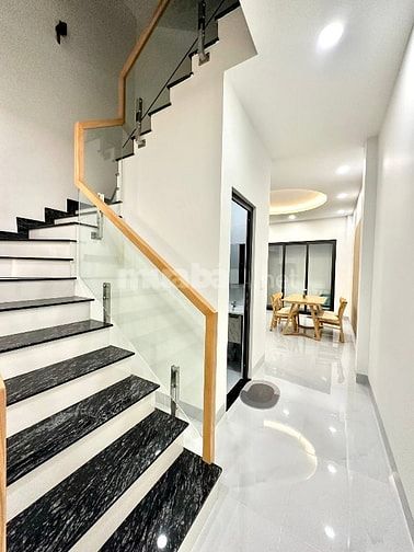 NHÀ BÁN GẤP-CẦN KHÁCH THIỆN CHÍ-GIÁ 2,58TỶ-ĐẶNG VĂN NGỮ- PHÚ NHUẬN