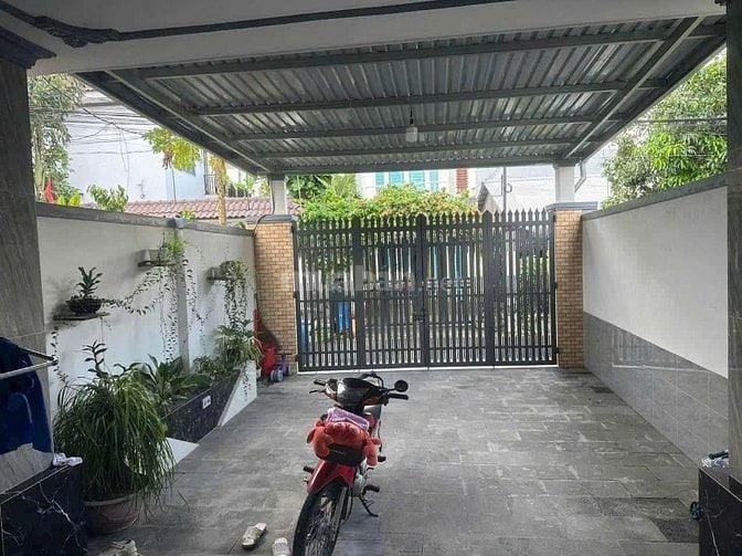 BÁN NHÀ VƯỜN BÌNH CHÁNH LÊN THỔ 90M2 TỔNG DT 205M2 850TR SỔ HỒNG RIÊNG