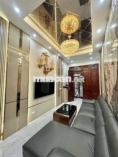 Bán nhà La Thành, 67 m2, 7 phòng, dòng tiền, ô tô, thang máy, 2 thoáng
