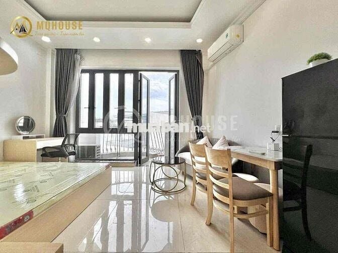 PHÒNG TRỌ NƠ TRANG LONG CỬA SỔ LỚN, FULL NỘI THẤT TIỆN ÍCH ĐẦY ĐỦ