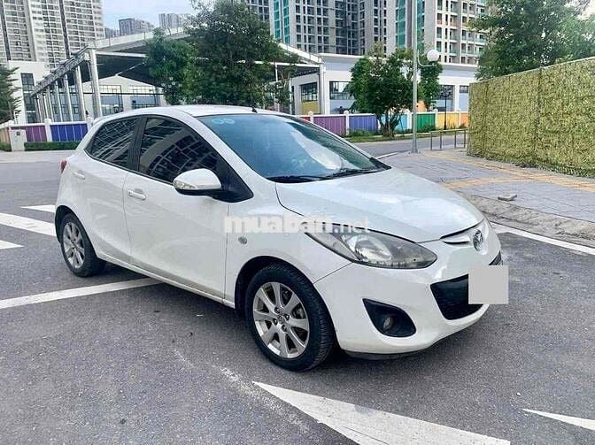 Mazda 2 2013 1.5 AT - 90000 km