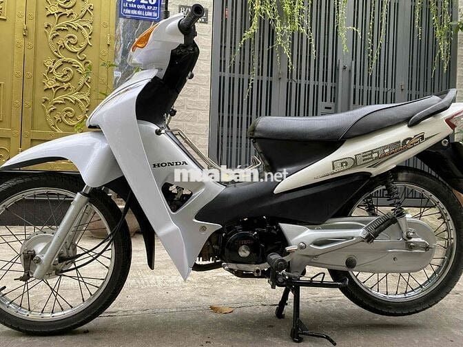 Honda Wave A 50cc 2016 trắng SD29000km Zin100%