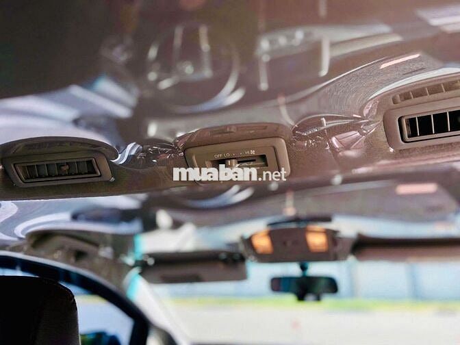 Toyota Innova 2.0E 2019