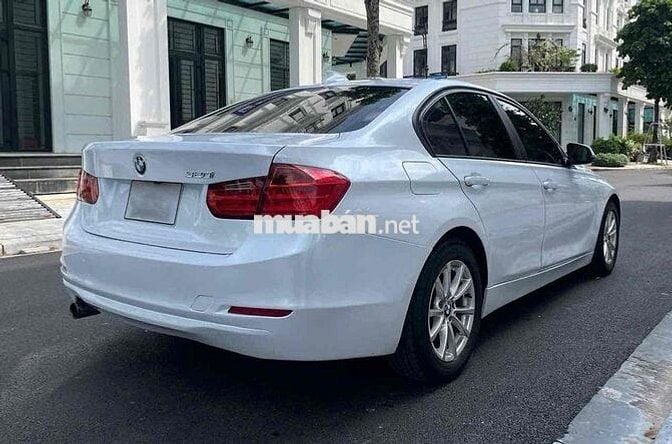 BMW 320i sx2012-15000km