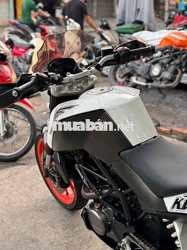 Cần bán KTM Duke 200 Abs Xe keng 9 chủ ký giấy