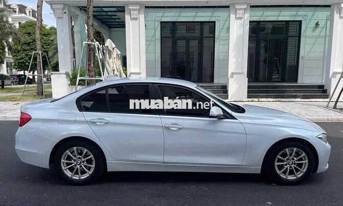 BMW 320i sx2012-15000km