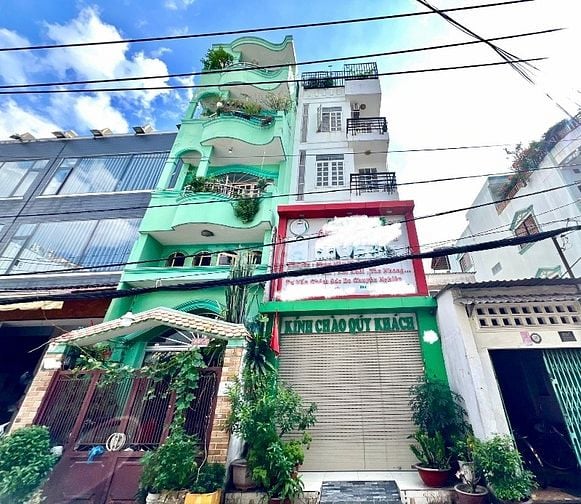 Bán nhà hẻm xe tải kinh doanh, 60m2, 5 Tầng, Luỹ Bán Bích Tân Phú