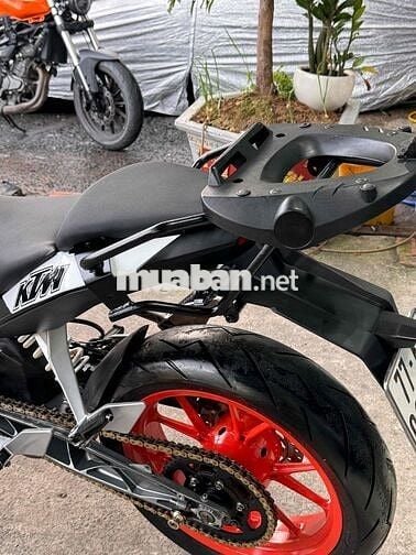 Cần bán KTM Duke 200 Abs Xe keng 9 chủ ký giấy