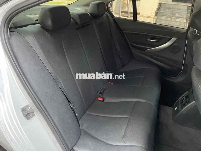 BMW 320i sx2012-15000km