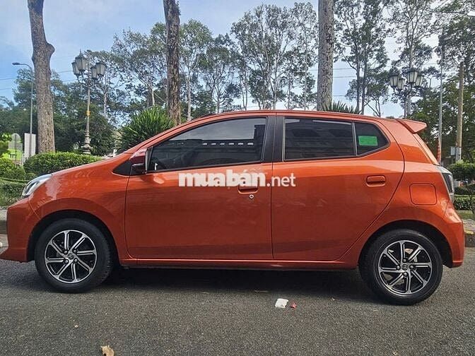 Toyota Wigo T8/2020 số tự động màu cam
