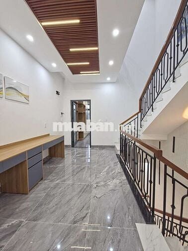 Nhà xây mới tại Tô Hiệu, Hòa Minh, nội thất cao cấp