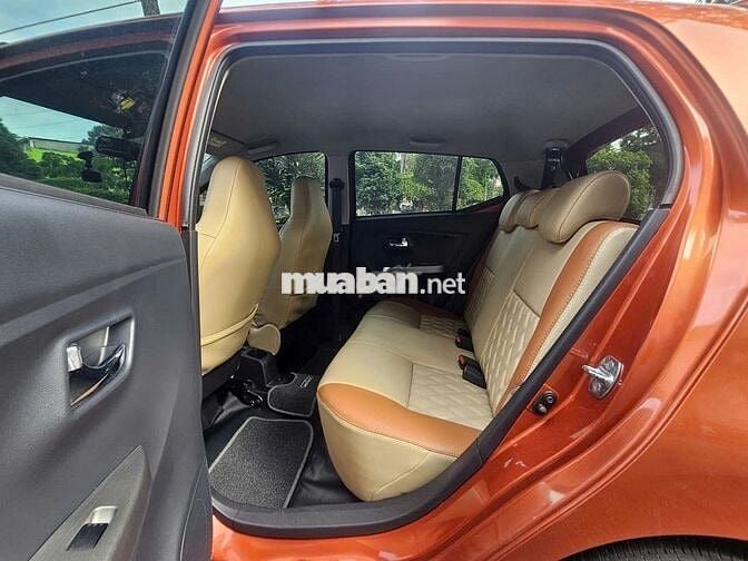 Toyota Wigo T8/2020 số tự động màu cam