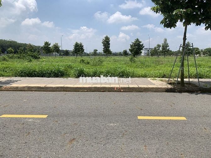 BÁN LÔ ĐẤT VỊ TRÍ ĐẸP GIÁ CỰC RẺ TAI KHU ĐÔ THỊ SÂN BAY LONG THANH