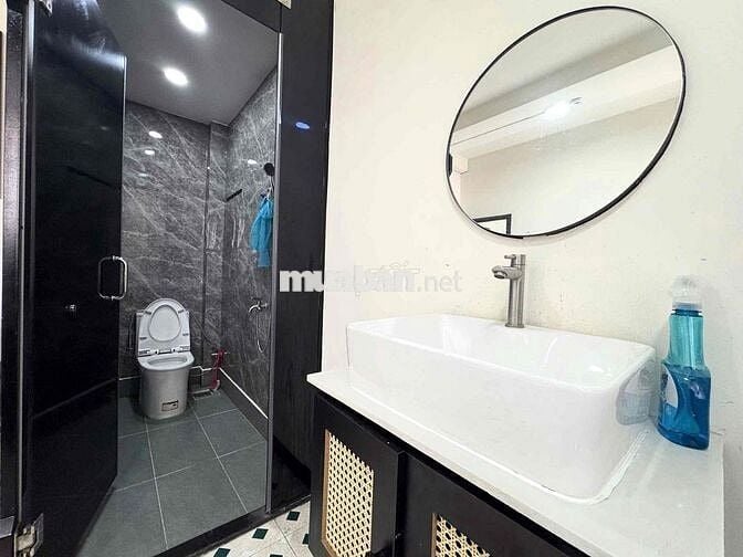 Chính Chủ Cho Thuê Căn Hộ ( 50m2 ) Tại Quận 10 Phòng Ngủ Ban Công