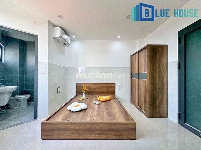 Căn Hộ Mới Full Nội Thất Cửa Sổ Trời Free Xe và Phí Dịch Vụ