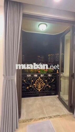 Cho thuê căn 1PN bancon view phố Nguyễn Thị Thập, Tân Hưng